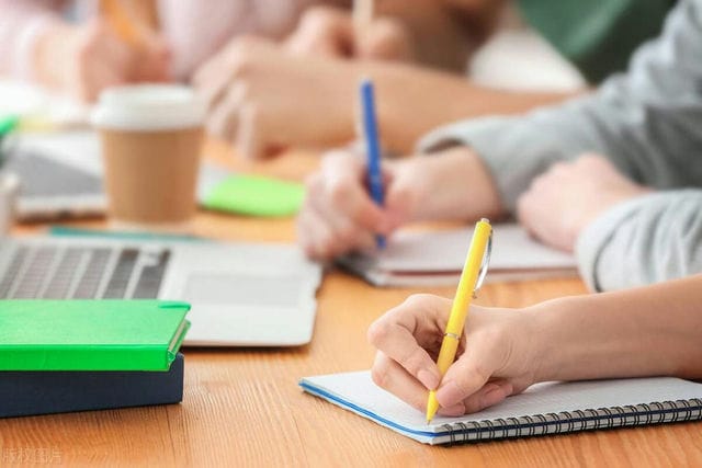 2024高考征集志愿一般能降多少分 降分录取的几率大吗