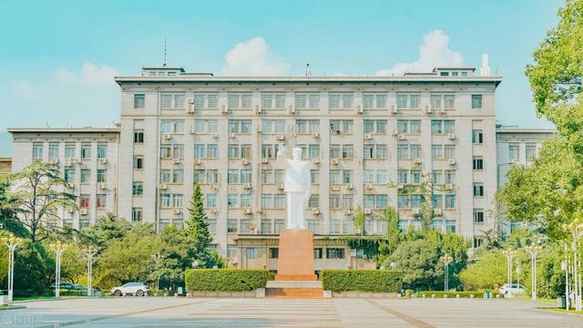 江西哪些大学招生信息资源管理专业及选科要求 共4所高校和开设学校推荐（2026参考）